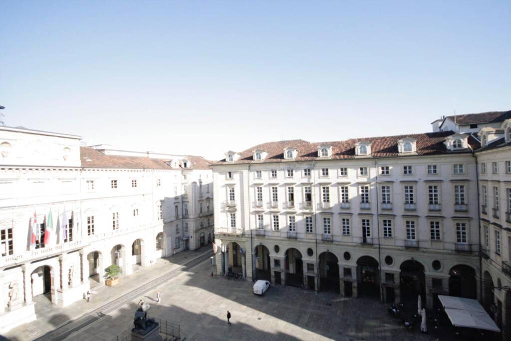 Charmant Maison In Centro Turyn Zewnętrze zdjęcie